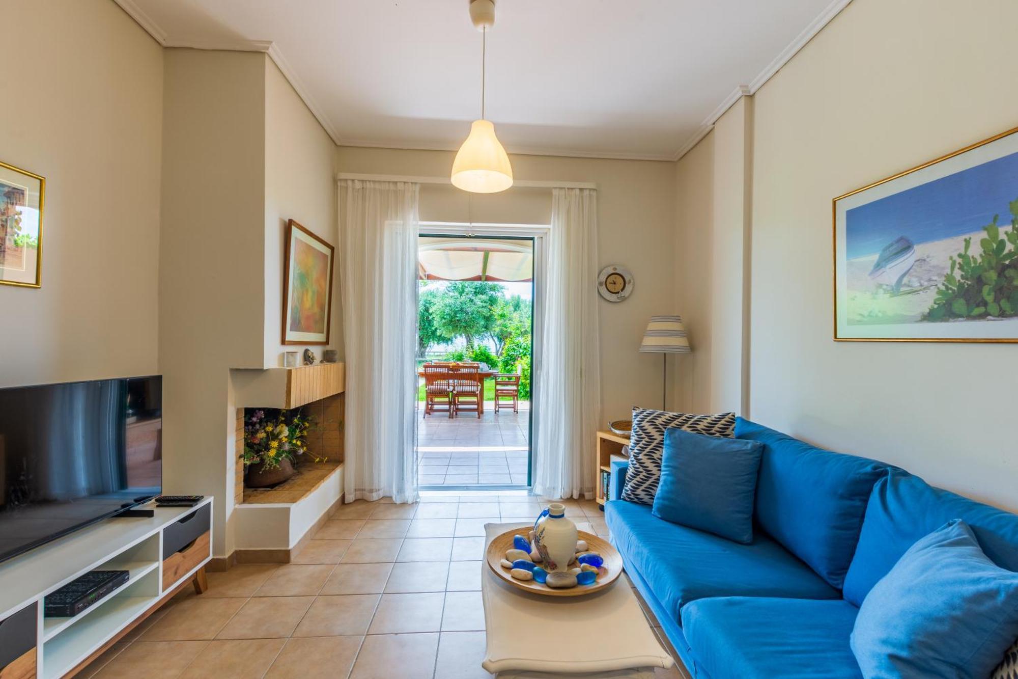 Barbati Seafront Luxury Suites Esterno foto